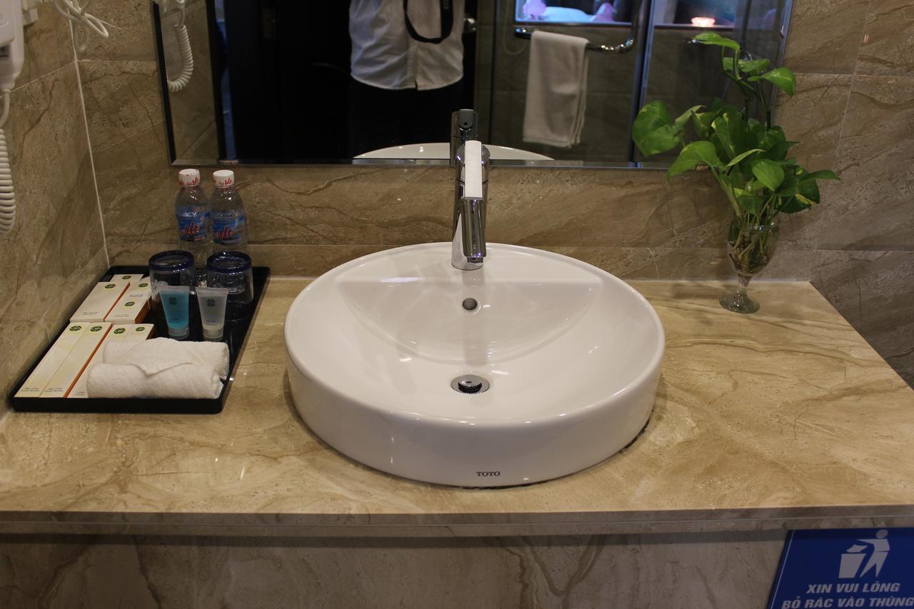 Hai Yen Luxury Hotel Cam Pha Buitenkant foto
