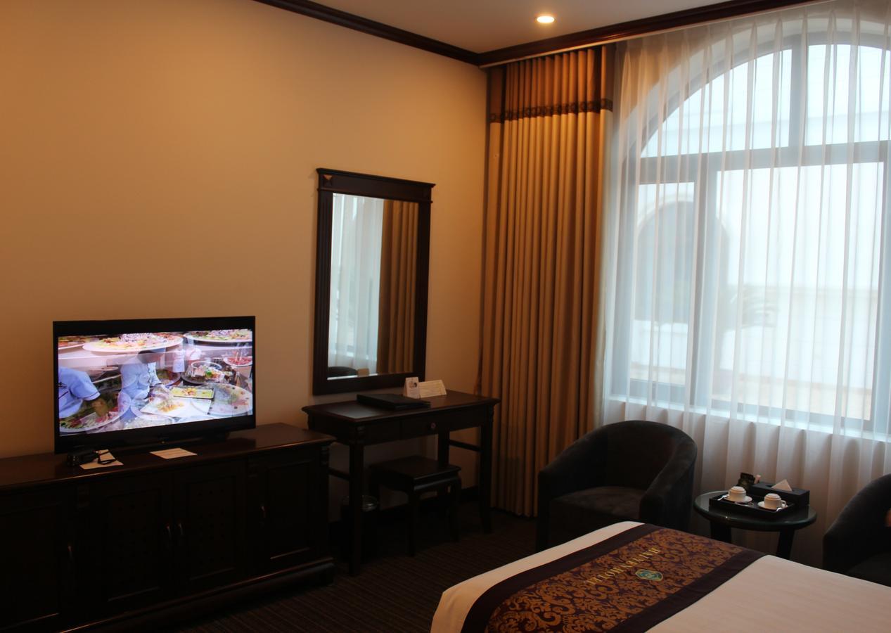 Hai Yen Luxury Hotel Cam Pha Buitenkant foto